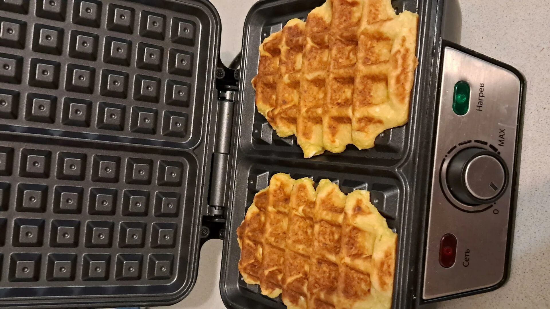 сырники в вафельнице для венских вафель. вафельница с керамическим покрытием. венские вафли и бельгийские вафли. мультипекарь redmond для вафель. мультипекарь поларис 5 в 1.