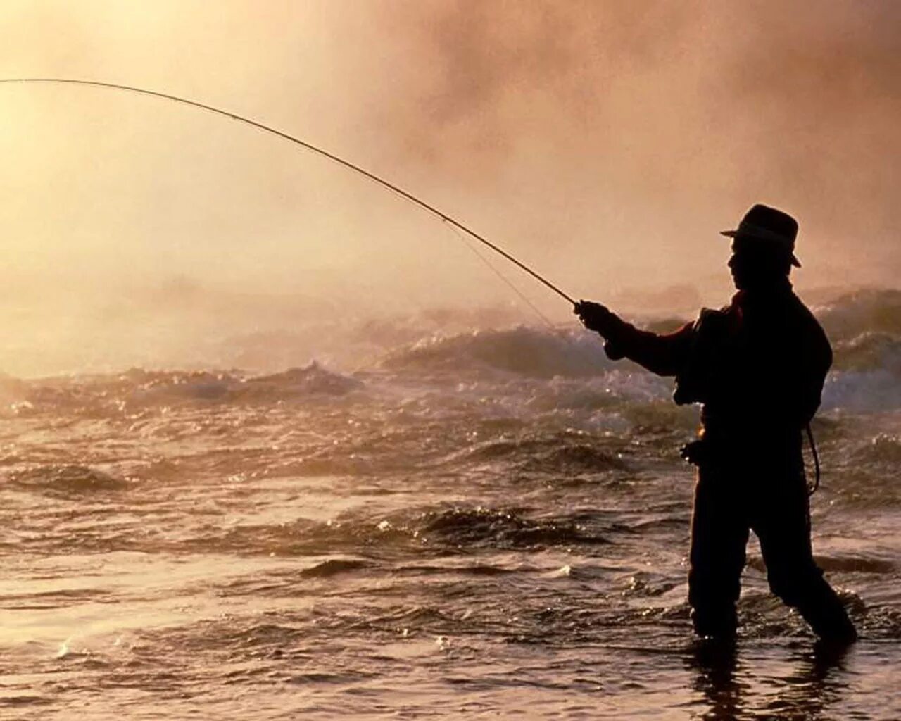 Like go fishing. Рыболовство. Обои рыбалка. Заставка на рабочий стол рыбалка. Рыбалка фото.