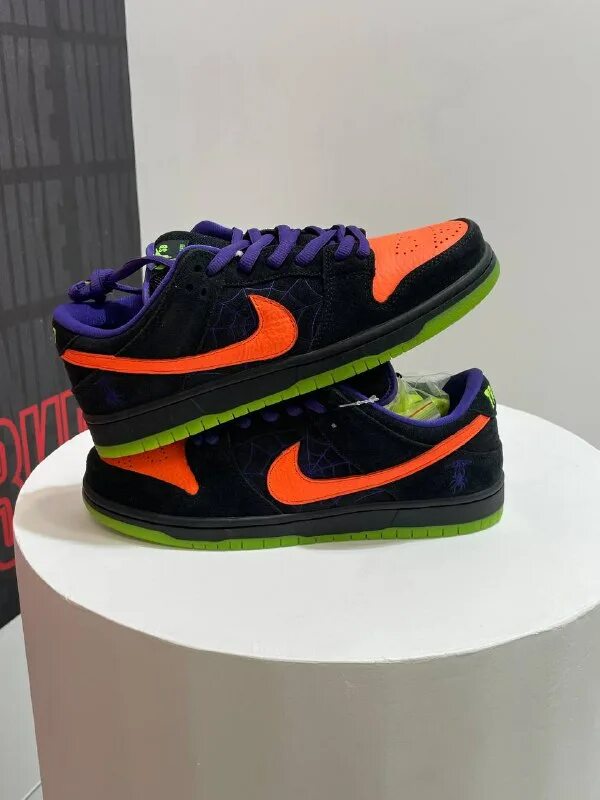 Изи буст sesame. Puma suede grade ori germany. Коллаборация художников. Необычные коллаборации брендов. Найк данк хэллоуин 2019.