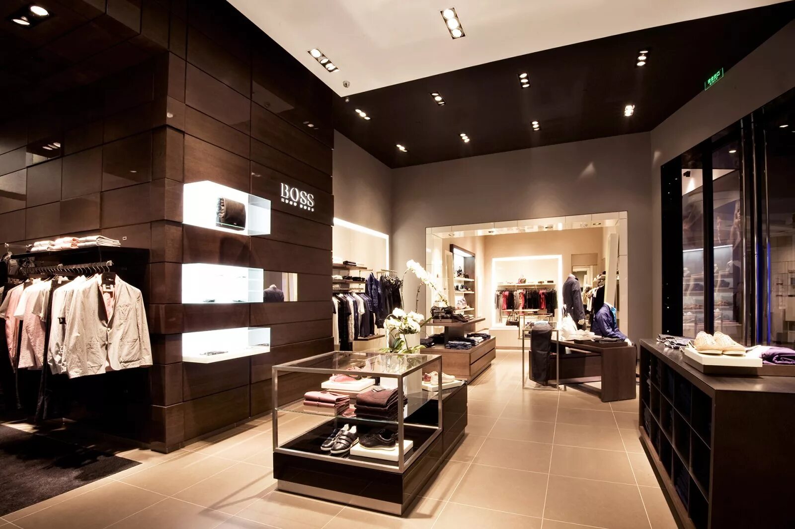 хуго босс где дом моды. бренд hugo boss логотип. 1 бутик хьюго босс. модный дом hugo boss. хуго босс где дом моды.