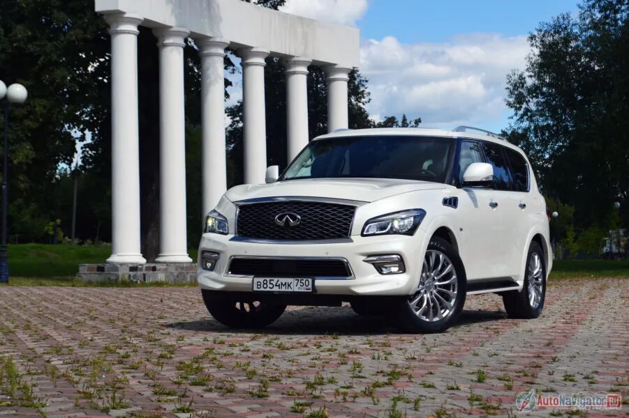 Infiniti qx80 расход. Инфинити qx80 2008. высота инфинити qx80. инфинити куикс 80 7 и 8 мест. максим галкин infiniti qx80.