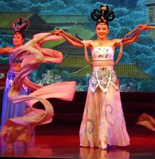 Chinese dancing