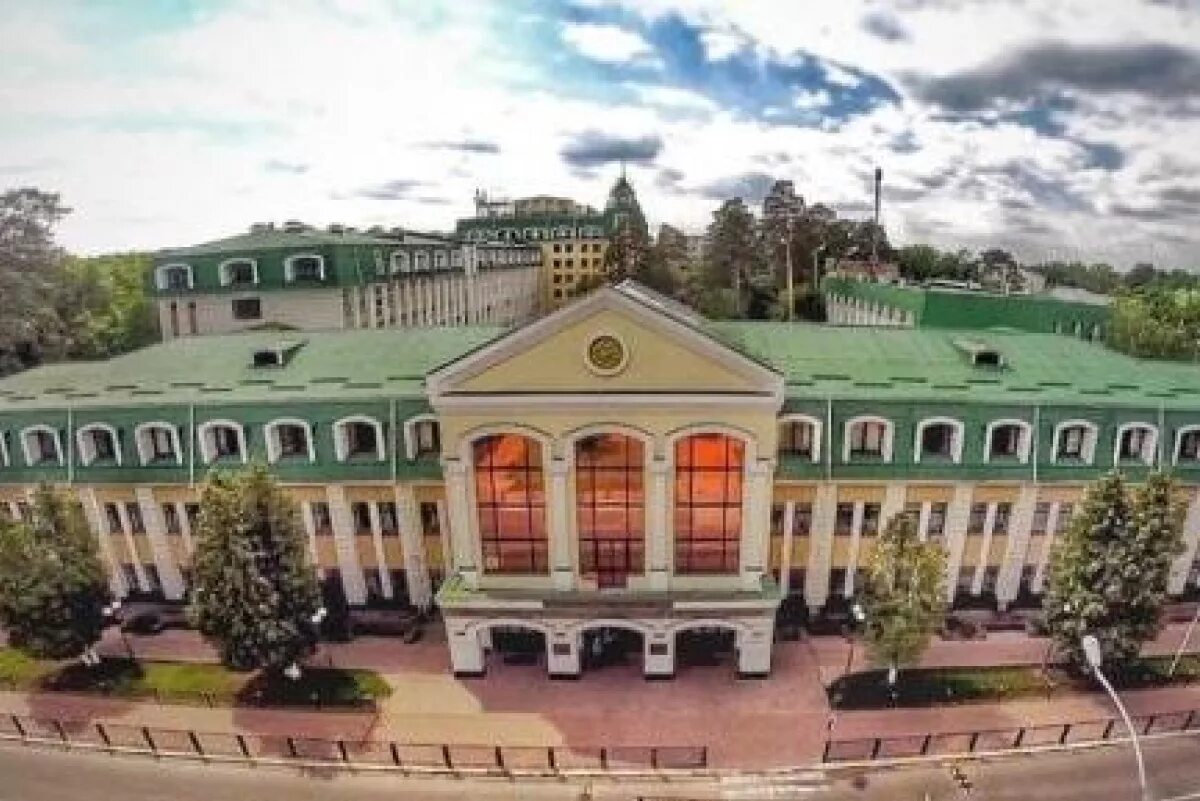 Гуу выхино институт москва. Президентская академия ранхигс. Национальный университет государственной службы отзывы. Московский кампус ранхигс. Президентская академия ранхигс екатеринбург.