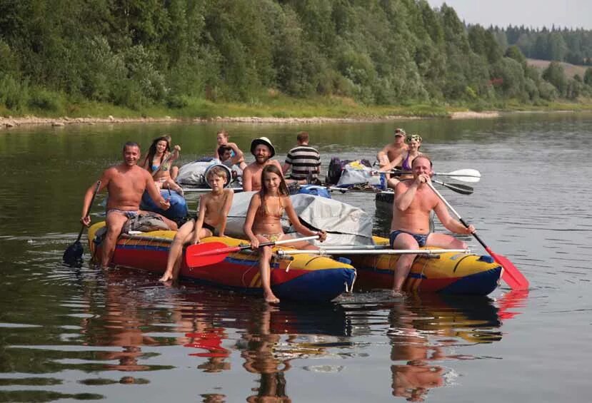 Сплав по реке магнитогорск. Сплав по яйве пермский край. река косьва пермский край сплав. сплав по реке чусовая на катамаранах. река косьва пермский край рыбалка.