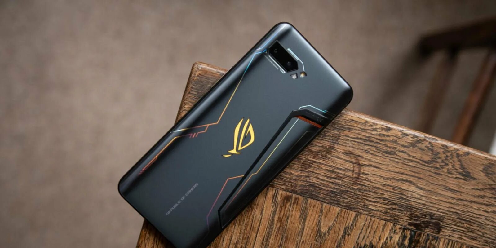 Рог фон телефон. Смартфон ASUS ROG Phone 3. ASUS ROG Phone 2. Смартфон ASUS ROG Phone 5. ASUS ROG Phone 3 16/512gb.