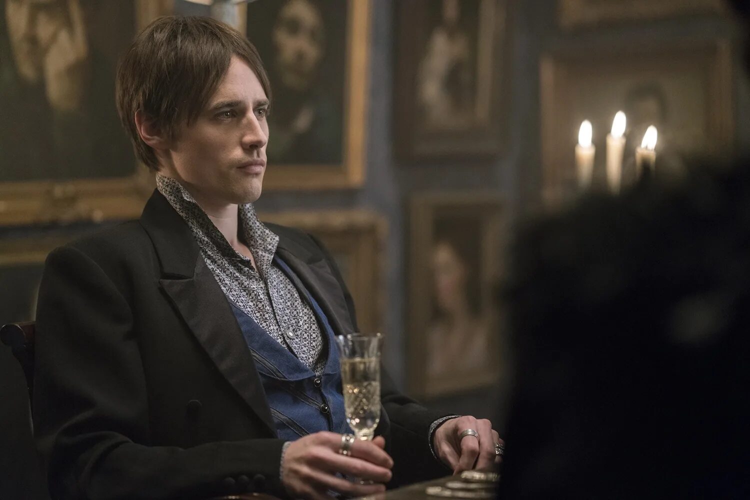 Penny dreadful дориан грей. Penny dreadful сериал дориан грей. рив карни и ева грин. ванесса айвз и дориан грей. бульварные ужасы рив карни.
