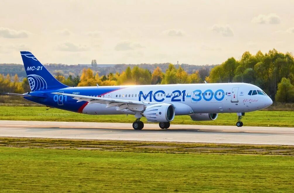 Мс 25 самолет. МС 21 300. MC 21 300 самолет. Иркут МС-21-300. МС 21 300 001.