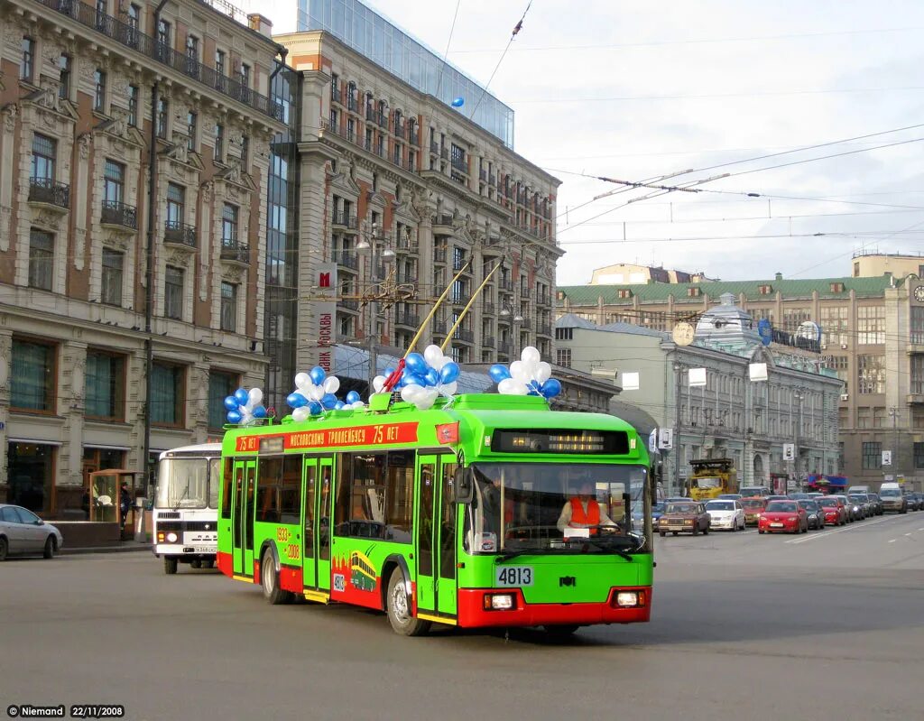 Троллейбус 22 спб. Троллейбус Москва. Красивый троллейбус. Самый красивый троллейбус. Красивый троллейбус Москва.