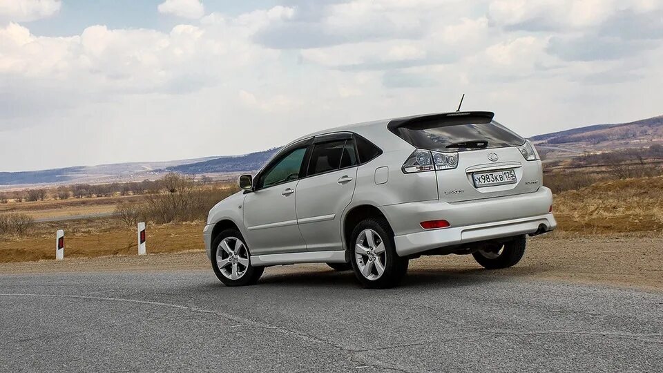 Lexus rx350 поколения. Lexus RX 2. Лексус rx350 2 поколение. Lexus RX 2 2008. Лексус РХ 330.