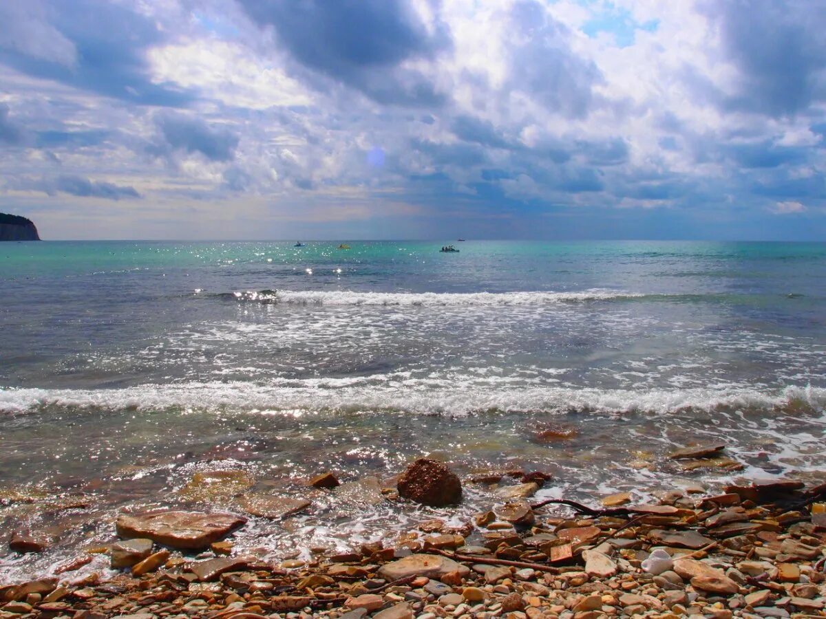 Черное море Туапсе. Абхазия Сухуми море пляж. Архипо-Осиповка дикий пляж.