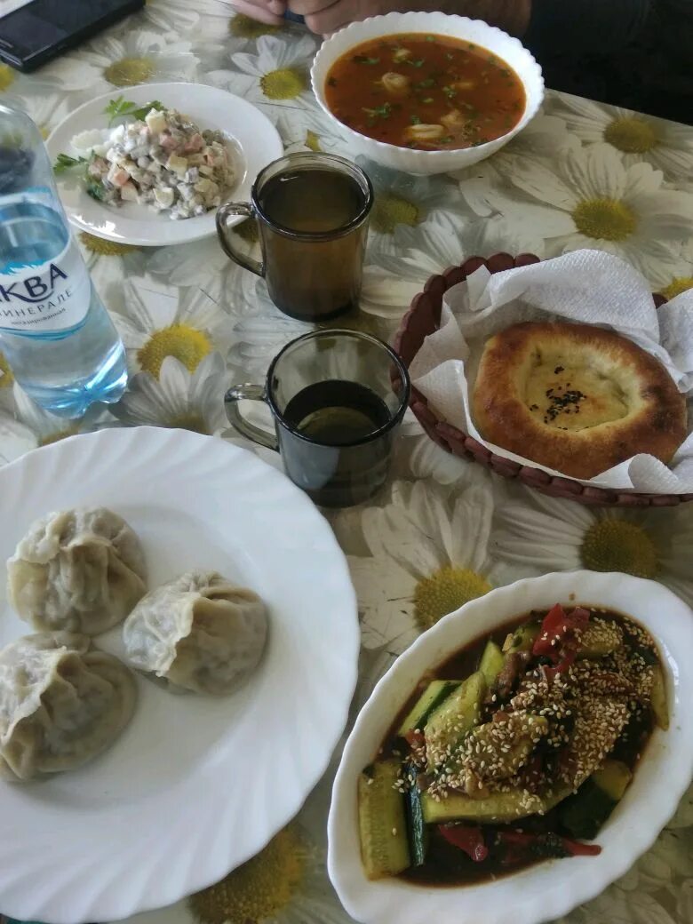 Уйгурская кухня костанай. Кафе мадина новосибирск на ватутина. Мадина кафе новосибирск. Кафе мадина тульская. Мадина уйгурская кухня.
