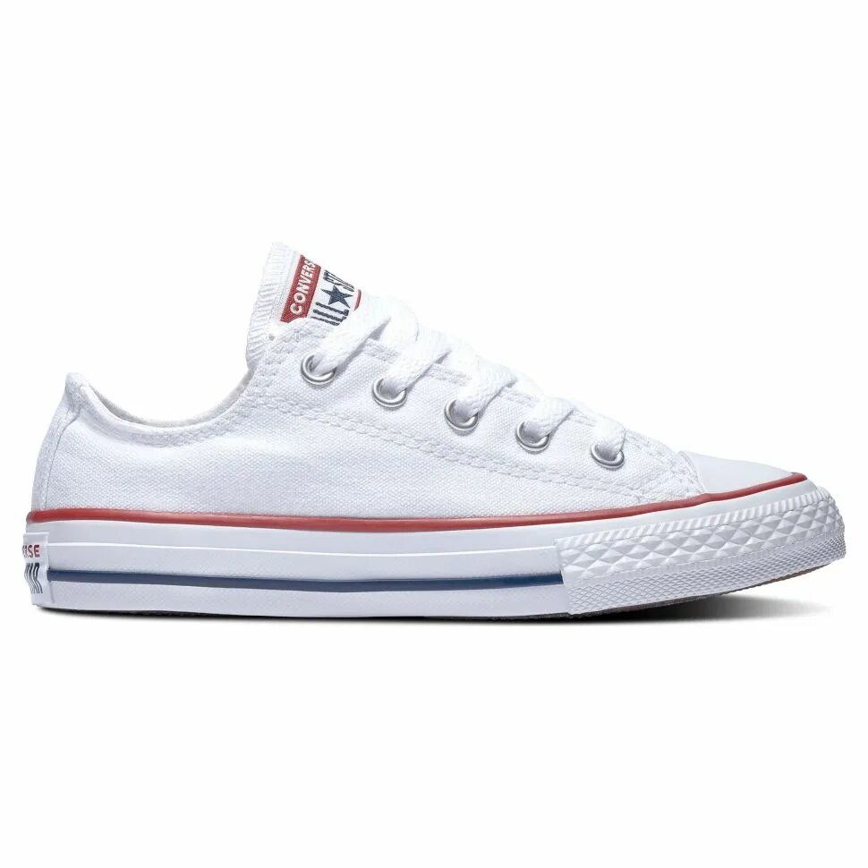 Кеды сколько. Converse all star low. Converse chuck taylor all star core. Конверсы на ноге. Converse all star chuck taylor white.
