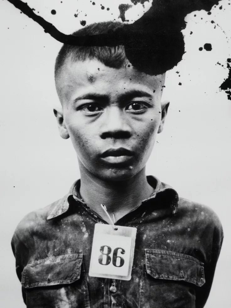 Камбоджа 1975 красные кхмеры. Камбоджа красные кхмеры геноцид. Камбоджа красные кхмеры геноцид. Красные кхмеры в камбодже. Происхождение понятия красные кхмеры.