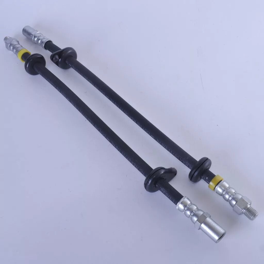 Длины тормозных шлангов. Шланг тормозной передний ваз 21213. Шланг тормозной передний нива шевроле. Тормозной шланг передний опель вектра а 1991 г. Задний тормозной шланг ваз 21213.