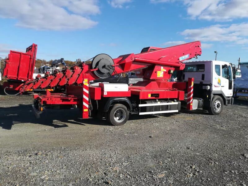 Автовышка 45м. Hansin hs3560. Hansin hs450a. Автовышка 45 метров. Корейская автовышка 45 метров.