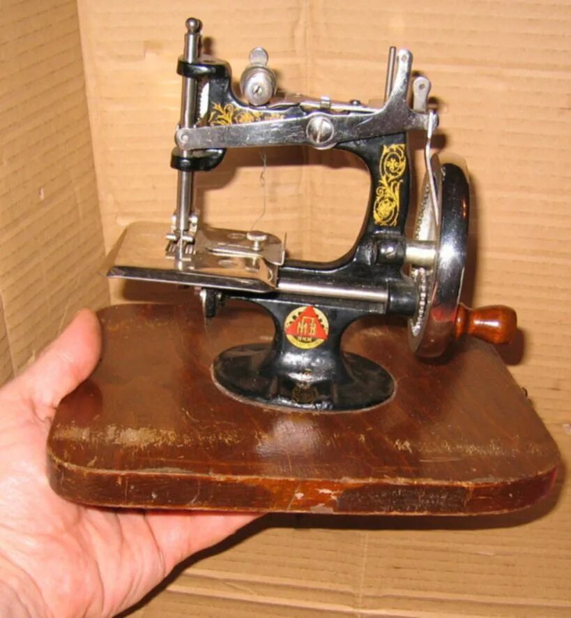 Швейная машинка Зингер ПМЗ. Швейная машинка (Zinger super 2001). Зингер ПМЗ с7084956. Ручная швейная машинка (Zinger super 2001). Ремонт ручной швейной машинки