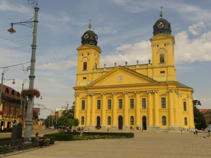 Debrecen. Дебрецен Венгрия. Венгрия большая реформаторская Церковь Дебрецен. Дебрецен Венгрия фото.