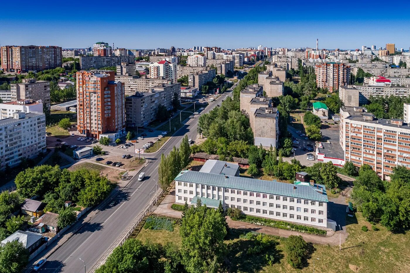 Город Уфа с высоты птичьего полета. Уфа район Черниковка. Столица Башкортостана Уфа с высоты. Черниковка вид сверху Уфа.