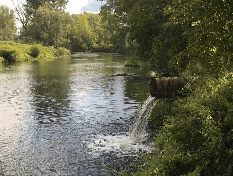 Вода сайрана уфа. Река Дема Уфа. Река Дема в Башкирии. Загрязнение рек в Башкирии. Дема река в Чишминском районе Башкирии.