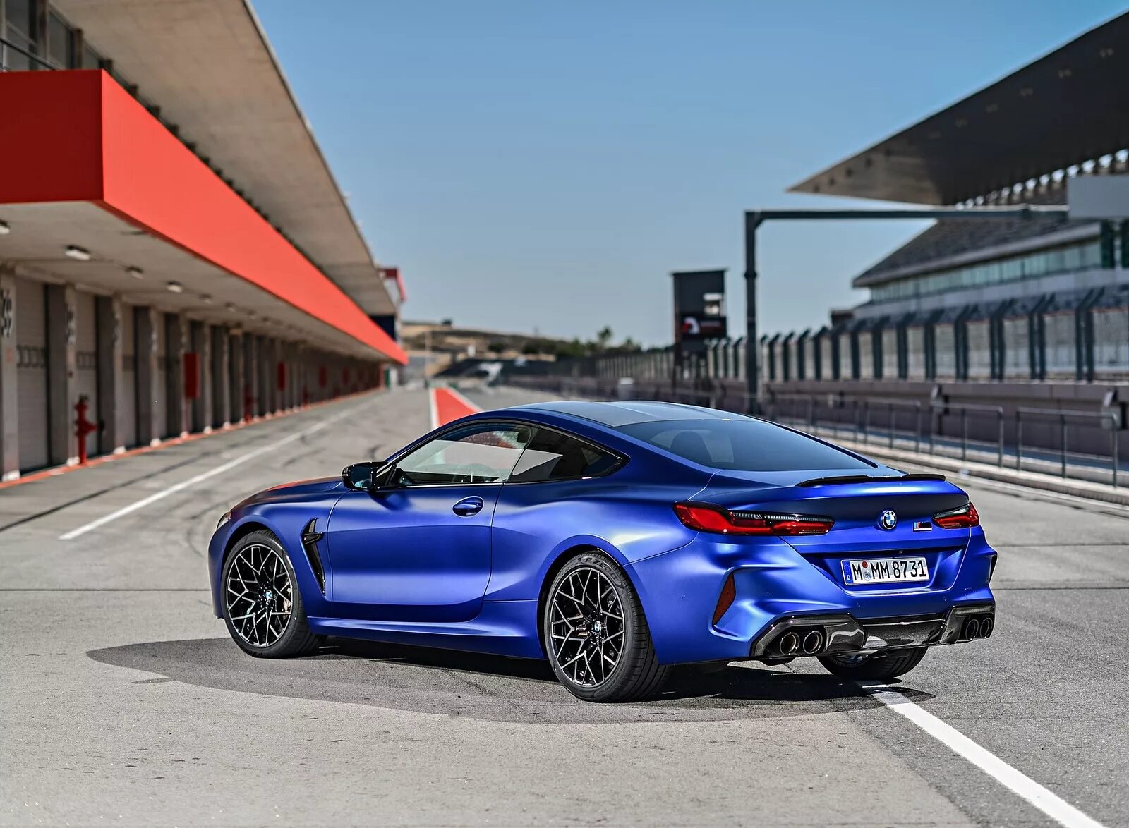 Bmw m8 coupe 2020. бмв м8. Bmw m8 f92. Bmw m8 2019. Bmw m8 gran coupe 2020.