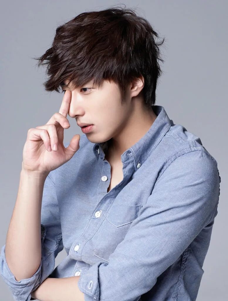 Дай юнг. Чон Иль у. Актер Чон Иль у. Чон Иль у (Jung il Woo). Чон Иль у (Jung il Woo) торс.