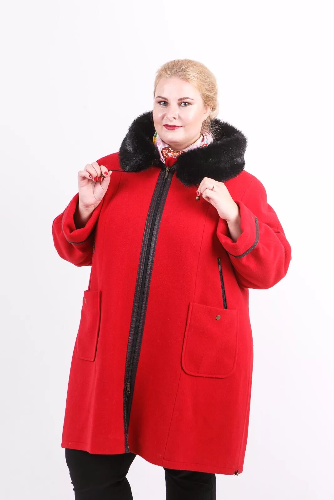 Куртки больших размеров недорого. Куртки зимние женские большого размера Остин 360 zip. Женские пальто больших размеров. Пальто зимнее женское больших размеров. Зимние полупальто женские больших размеров.
