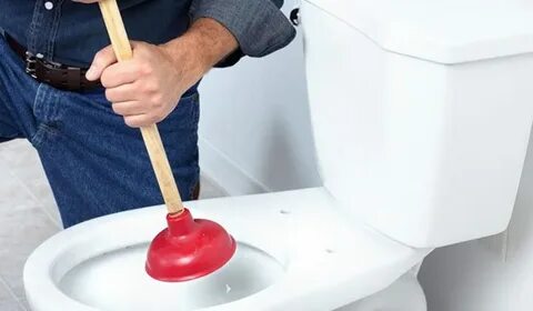 Как почистить унитаз от засора