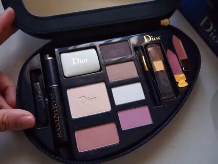 Dior travel