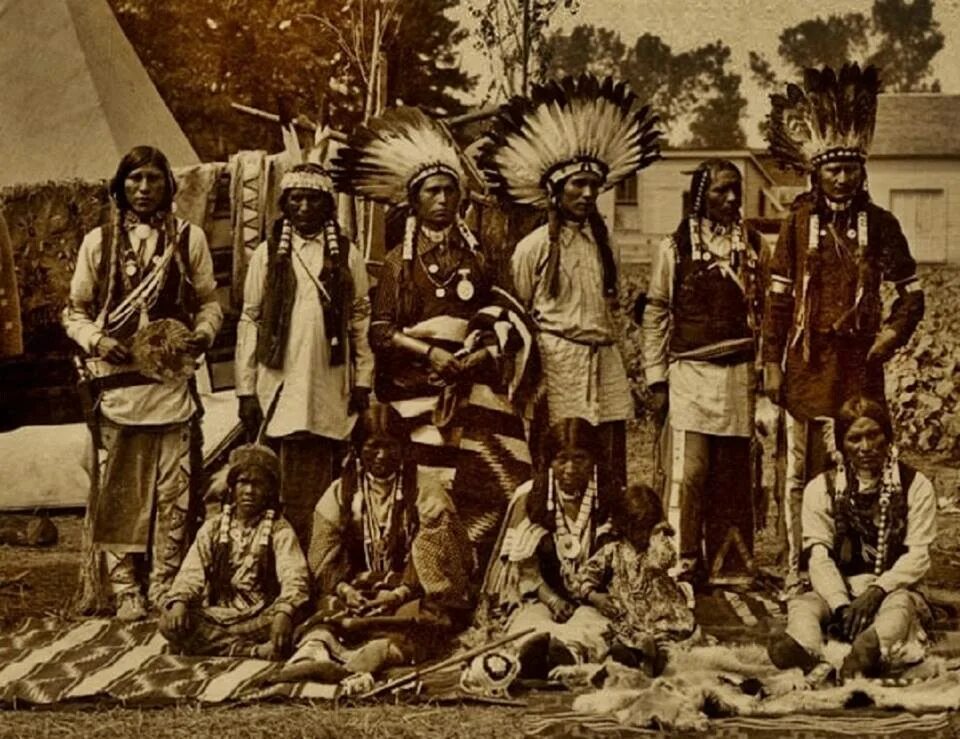 Могучее племя. Индейцы Навахо. Индейцы Северной Америки Навахо. Индейцы племени Апачи. Навахо и Апачи.