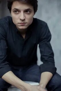 Олейник актер