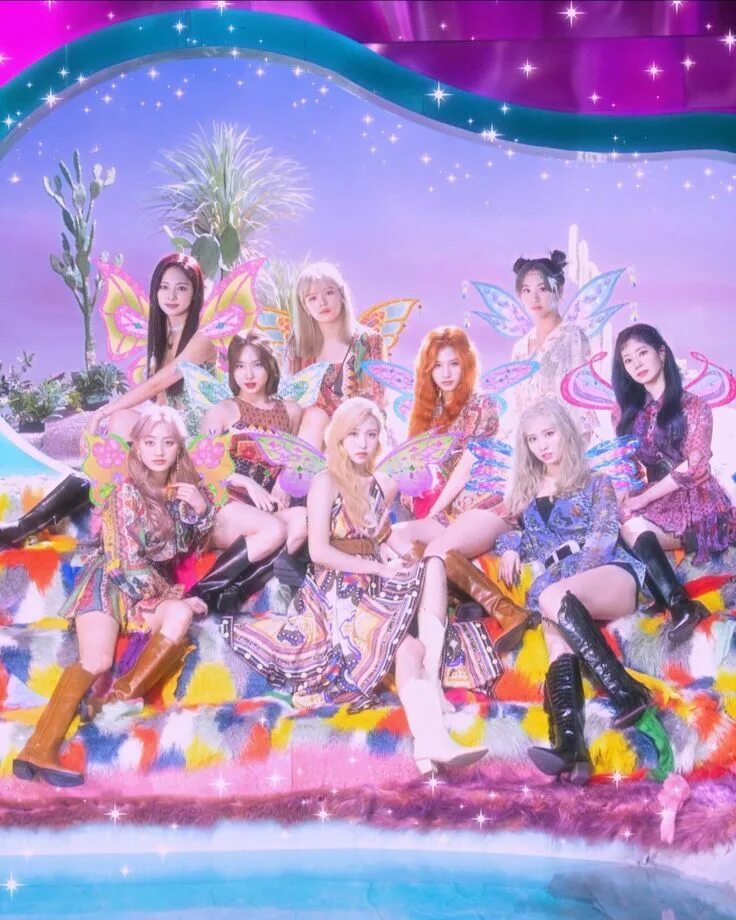 Twice be as one. Группа twice. твайс участницы. twice арт. твайс эры.