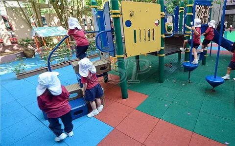 Детскую площадку решили