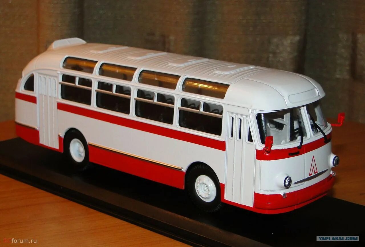 Автобус 1 24. ЛАЗ-695 диорама. Автобус 1:43.