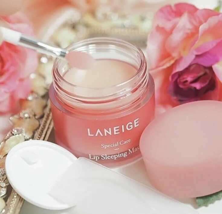 Маска бальзам для губ. Laneige Lip sleeping Mask. Маска Laneige Lip sleeping Mask Berry. Корейский бальзам для губ Laneige. Ночная маска для губ Laneige Lip sleeping Mask 3g.