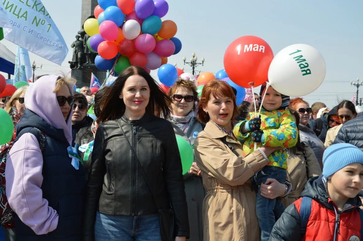 1 май хабаровск. Первомай в Хабаровске 2022. Хабаровск массовые мероприятия. Массовые праздники Хабаровск. Демонстрация к 1 мая Хабаровск.