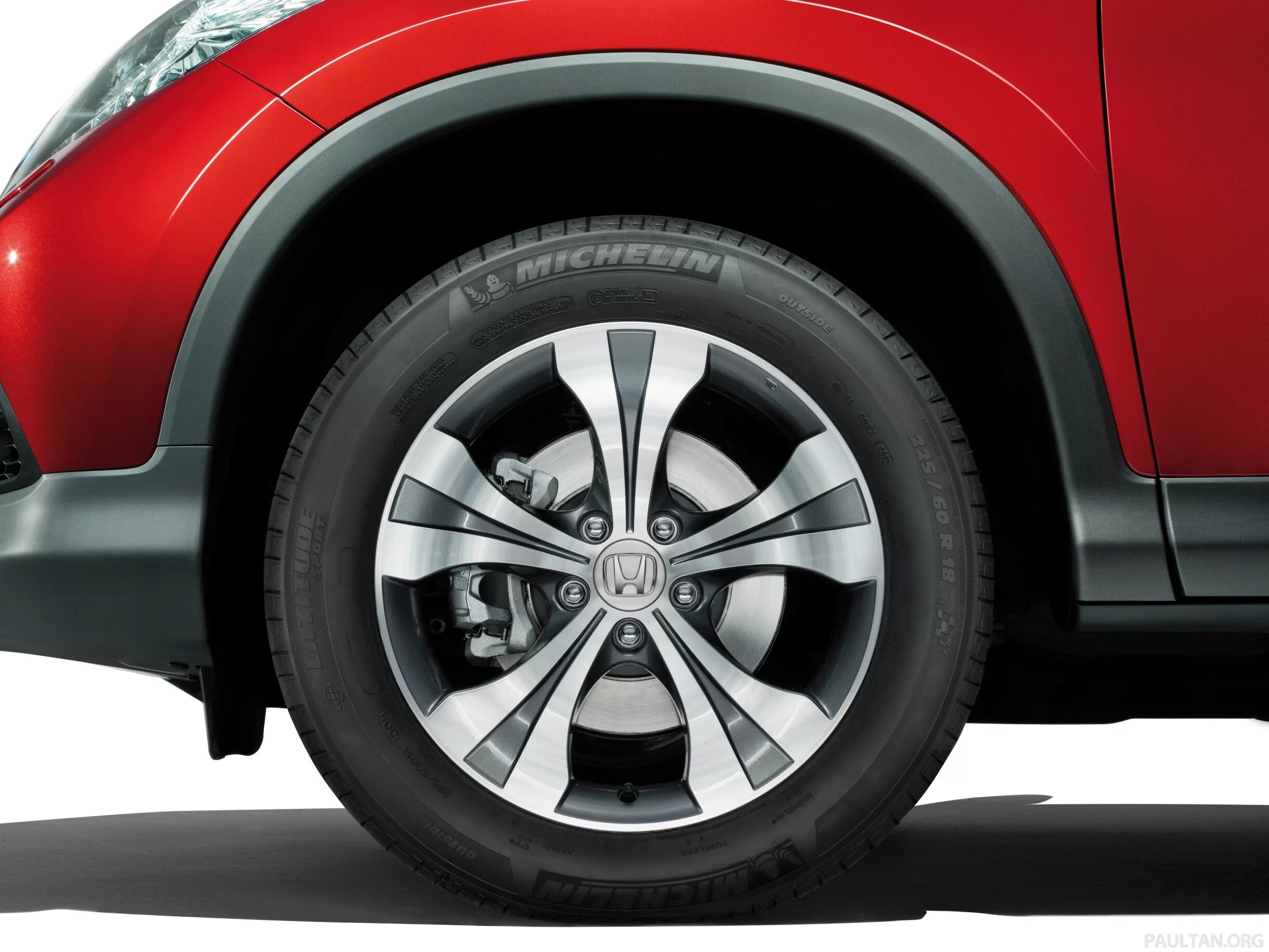 Колеса срв 3. Honda crv 5 колеса. honda crv 4 2013. диски хонда срв 4 r18. honda cr-v 2013-2018.