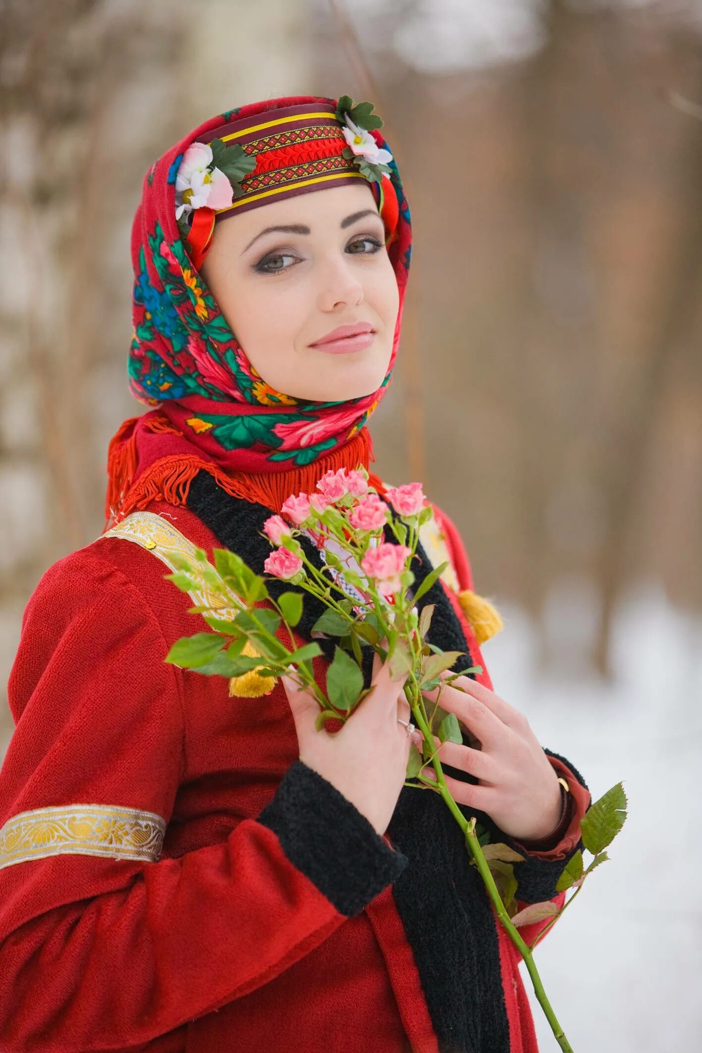 Чухта головной убор. Русские красавицы. Красавица в платке. Женщина в платке. Russkie