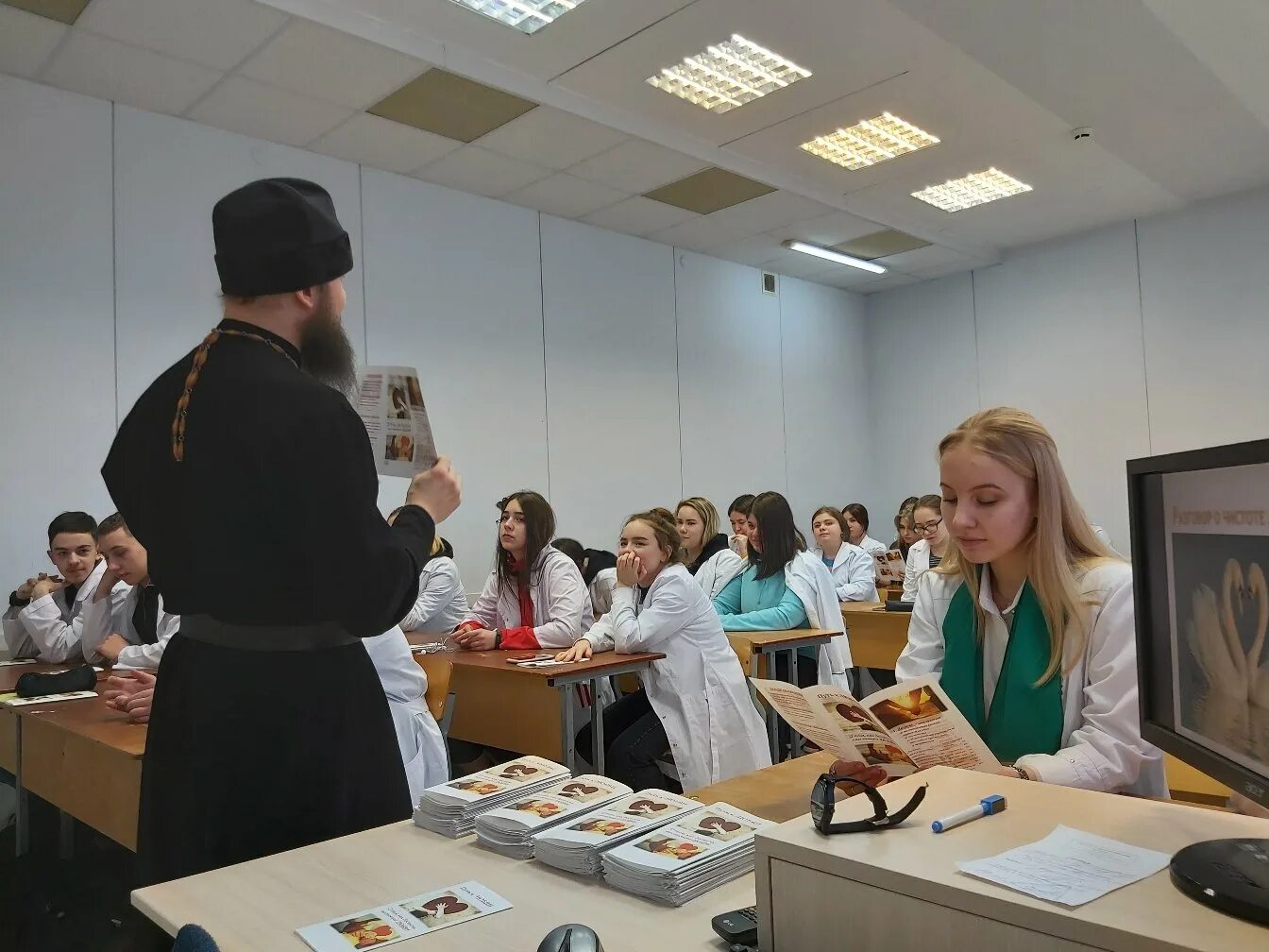 Сайт свердловский медицинский колледж