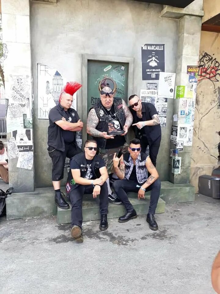 Mad sin Band. Группа Мад Манчестер. Mad sin фото. Группа m.a.d. Band. Гр мады