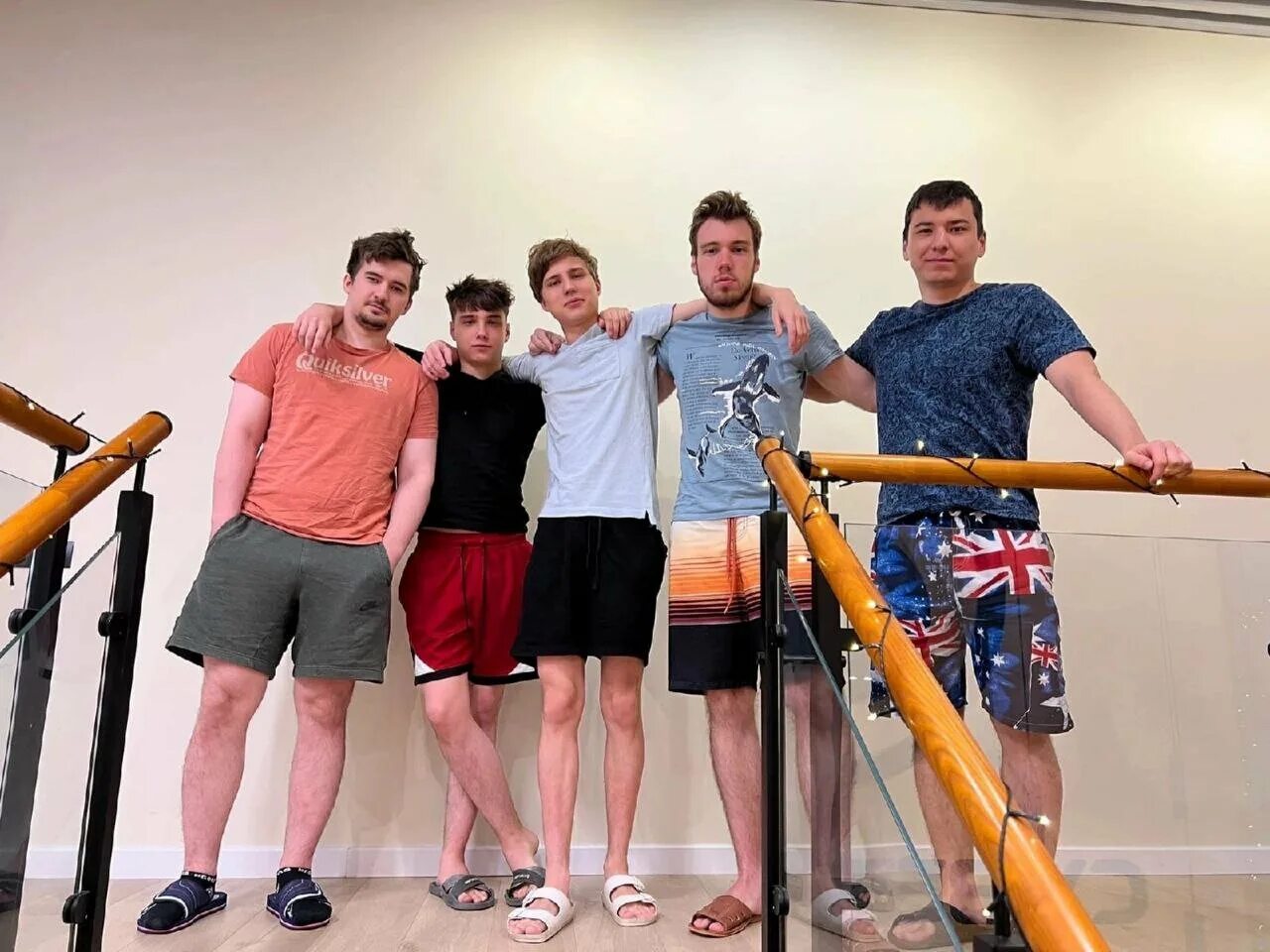 Bb team cs. Команда betboom dota 2. бетбум команда дота 2. betboom team по dota 2.