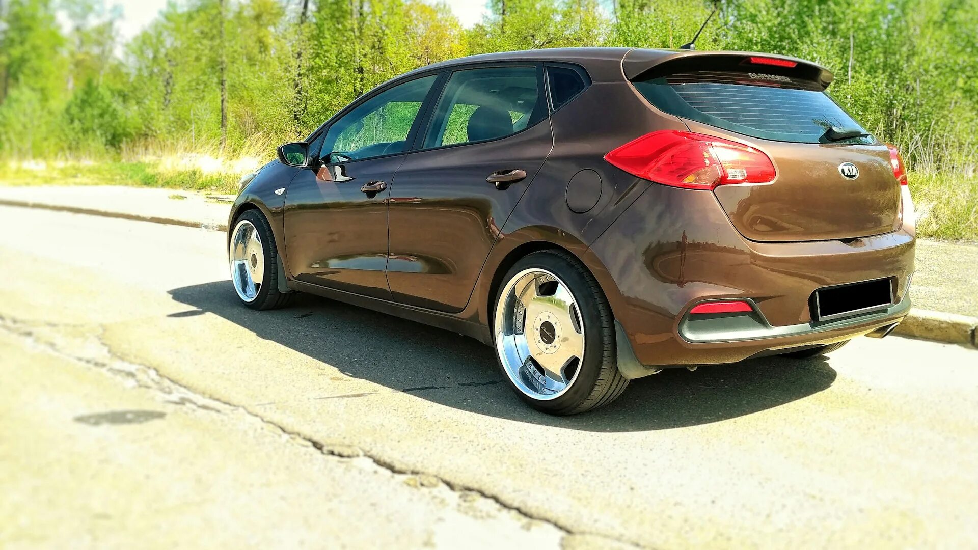 Kia ceed gt r18. Kia ceed jd универсал диски r18. Диски kia ceed gt r18. Киа сид 2 на 17 дисках. Kia ceed jd диски r18.