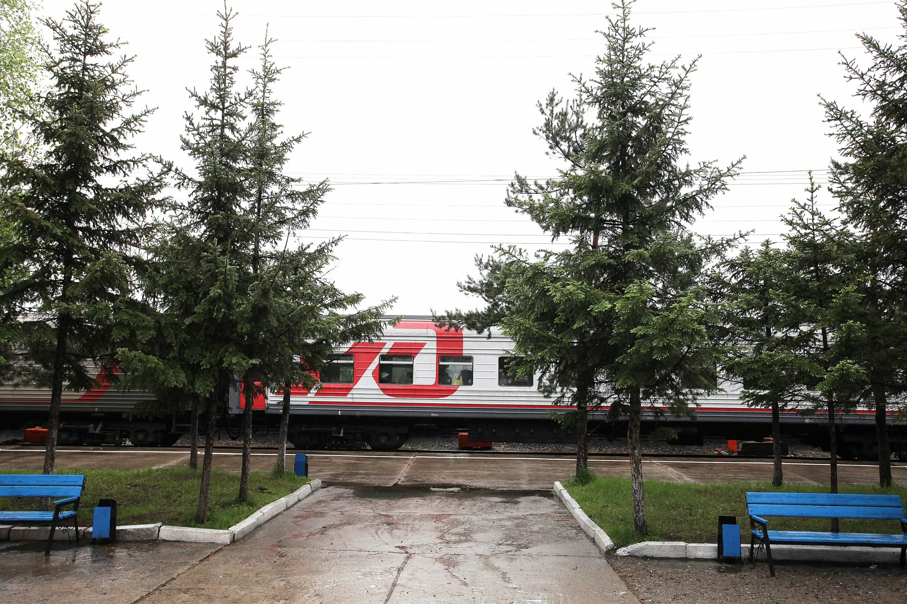 Значки жд бам. Тында комсомольск. Тында комсомольск на амуре. Поезд комсомольск тында. Поезд тында комсомольск на амуре.