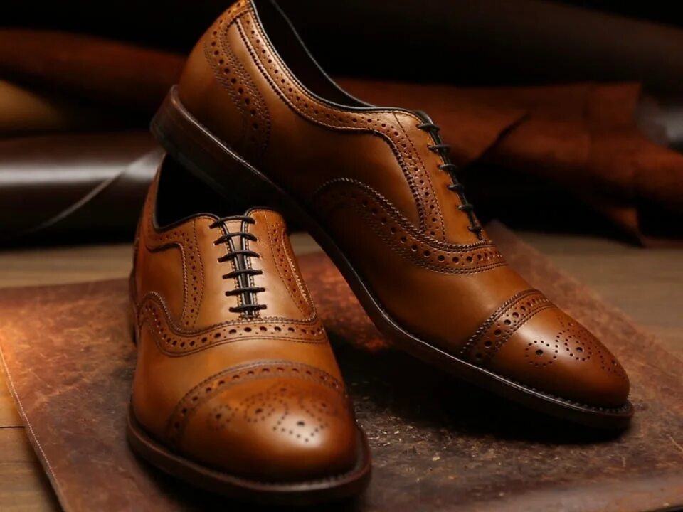 Стили туфлей мужских. Allen Edmonds обувь. Аллен Эдмондс. Обувь Kingsman manshoes мужская. Аллен Эдмондс кроссовки.