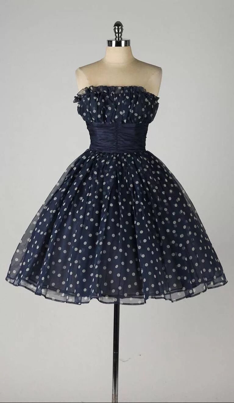 Fashion for Women. 1973 Mode, Mode femme, Mode féminine