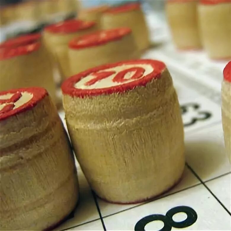 Лото ссср бочонки. Игра русское лото бочонки. Сенсорные бочонки goki. Игра с бочонками в мешочке. Бочонки лото.