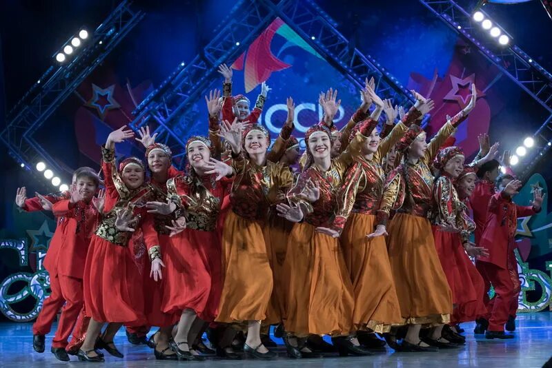 Казанские узоры. Фестиваль казань танцы. Голос танца казань. Фестиваль танца. Танцы на тнт казань.