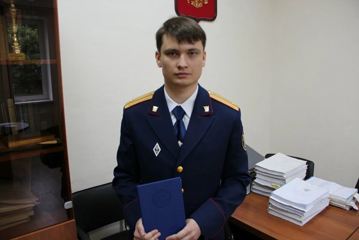 Следователь комитет. Следственный комитет рф лейтенант юстиции. следователь следственного комитета.