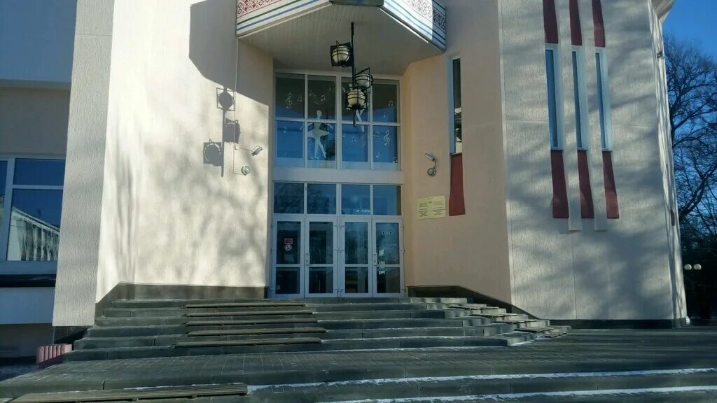 Гомель центр. Логотип дворца творчества детей и молодежи. Район клуб гомель. Гомель советский район гомель. Центр детей и молодежи гомель.