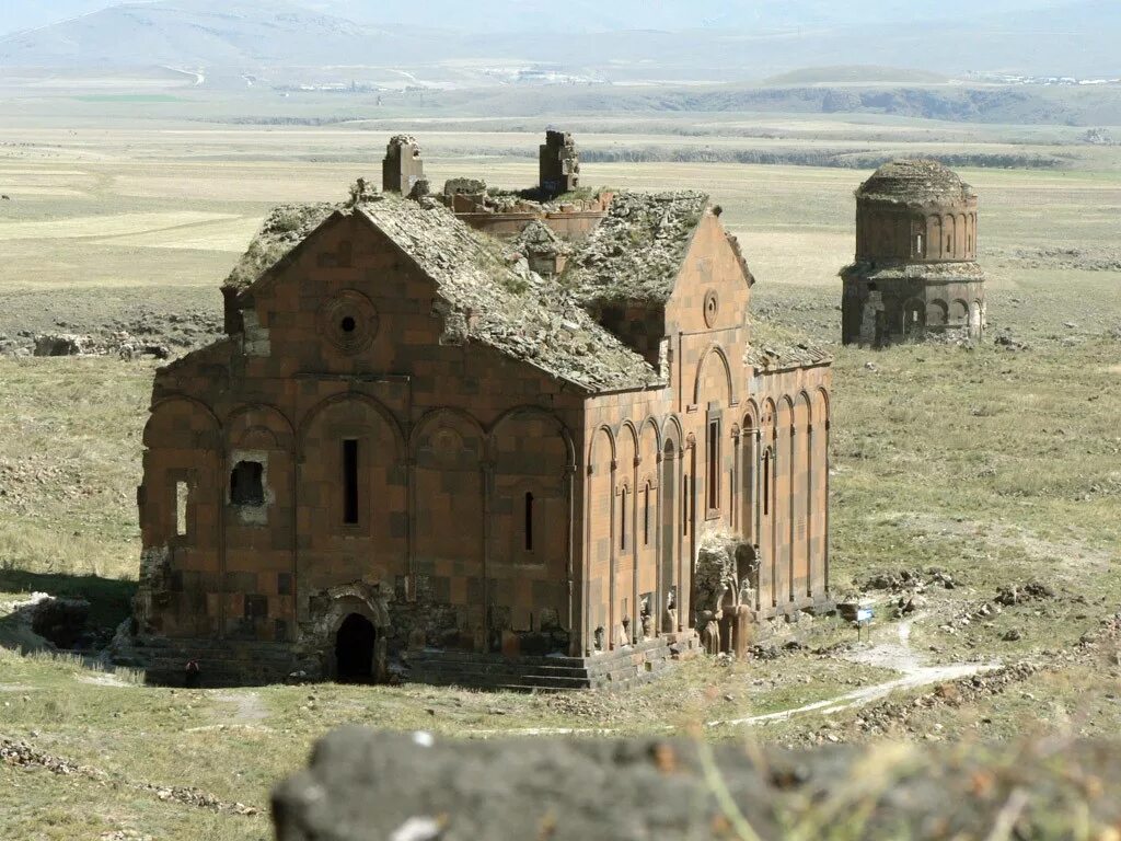 Столица анийского царства 4 букв сканворд. Ани Турция армянские церкви. Ани столица древней Армении.