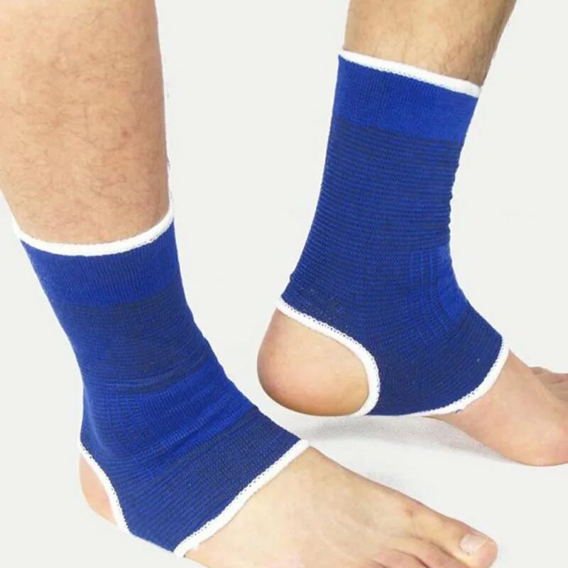 Бинт суставов нога. Эластичный фиксатор бандаж для голеностопа 9138. ankle brace голеностоп. фиксатор суппорт на голеностоп. эластик бинт для ног.
